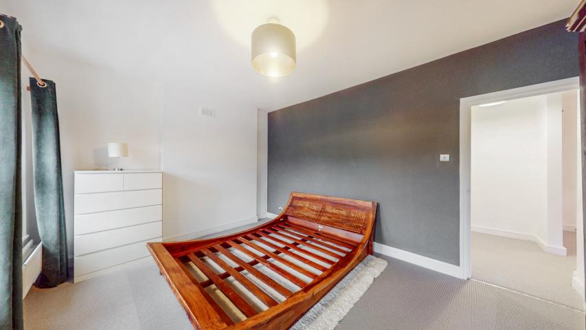 			2 Bedroom, 2 bath, 1 reception Flat			 Minster Road, West Hampstead